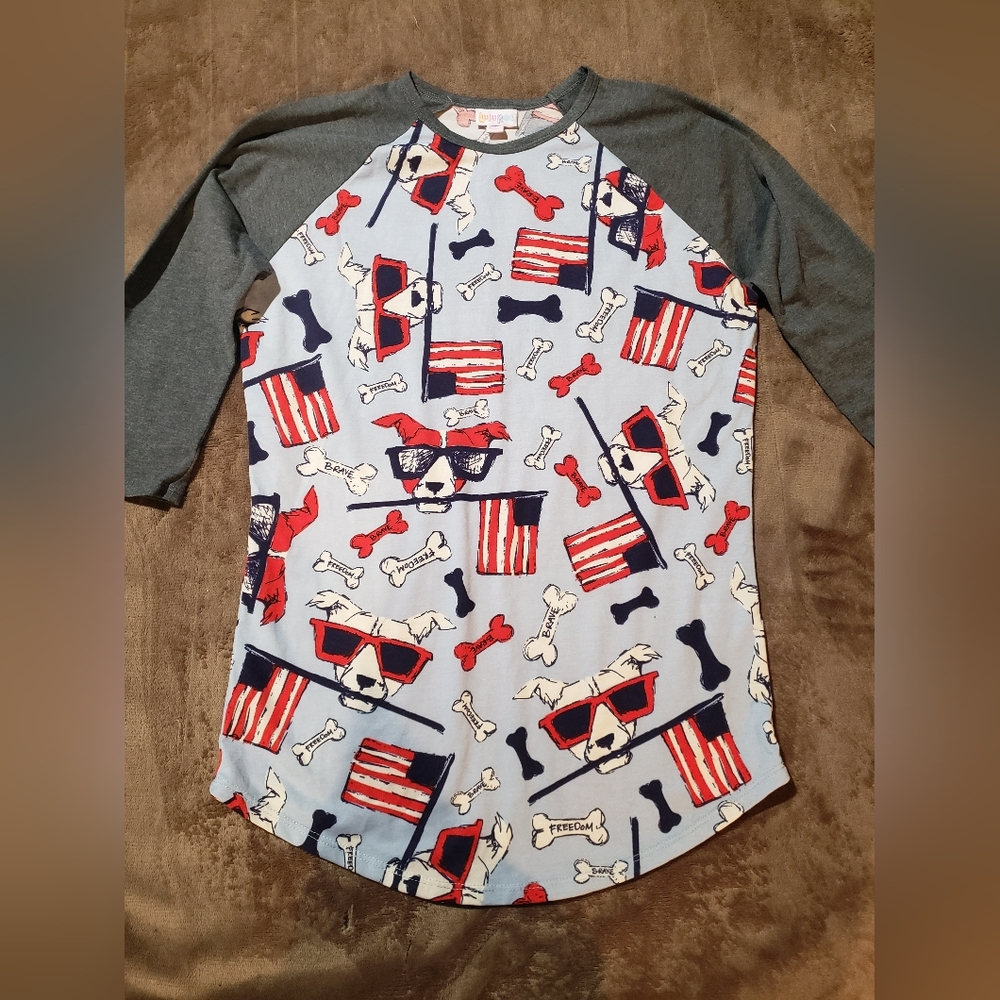 Lularoe • size small • womens top